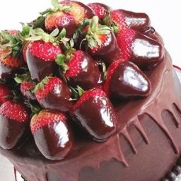 У нас сегодня сразу 10 именинниц!