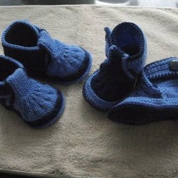 Милые пинетки спицами