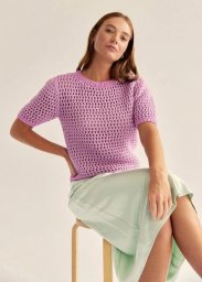 Женская сиреневая футболка на лето