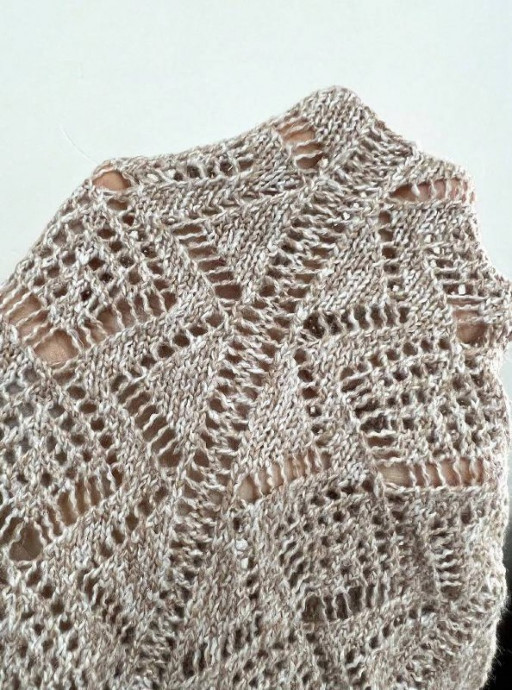 Джемпер свободного кроя со спущенным рукавом