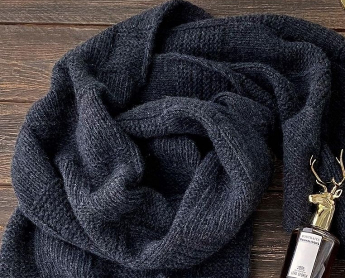 Πpоcтой и cтильный мужcкой шapф