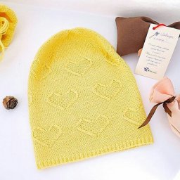 Милые шапочки с теневыми узорами