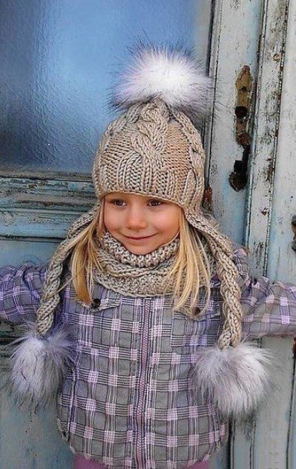 Вяжем шапочку с ушками Вяжем шапочку с ушками