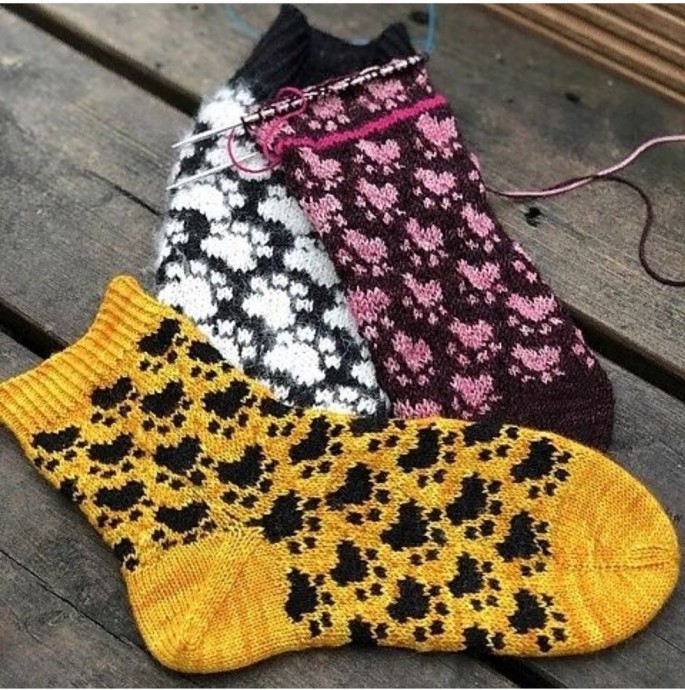 Жаккардовый узор "Кошачьи лапки" Жаккардовый узор "Кошачьи лапки"