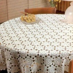 Красивая круглая скатерть, вяжем крючком