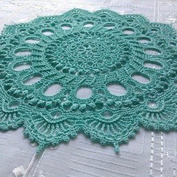 Красивая салфетка "Splendid"