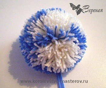 Зимняя детская шапка с помпоном и жаккардовым орнаментом