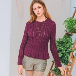 Вяжем ажурный женский джемпер