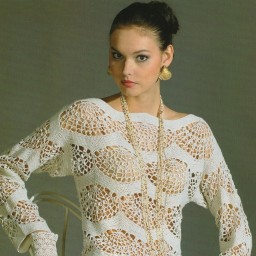 Нежная белая блузка