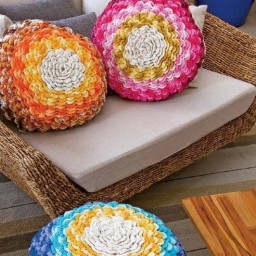 Объемная подушка крючком