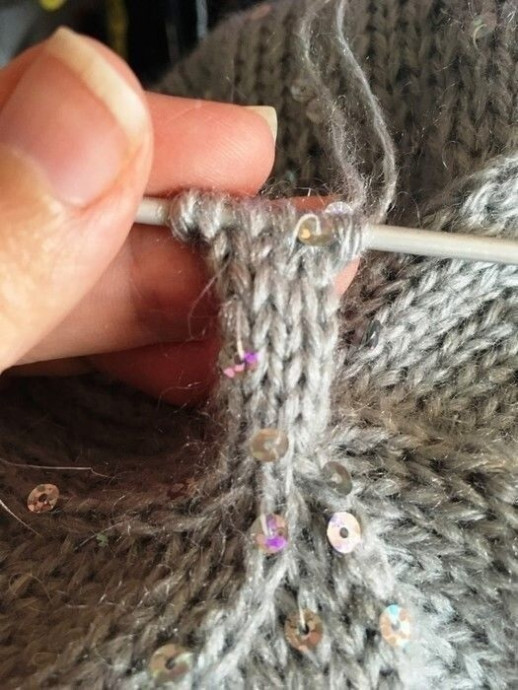 Осенний берет спицами