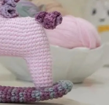 Лошадка-качалка крючком