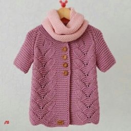 Вяжем детскую курточку спицами