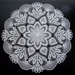 Красивая салфетка - украшение для дома