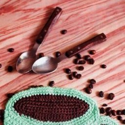 Стильная прихватка в виде чашки кофе