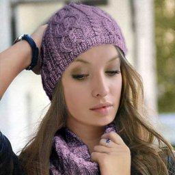 Теплый вязаный комплект