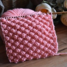 Универсальный узор спицами