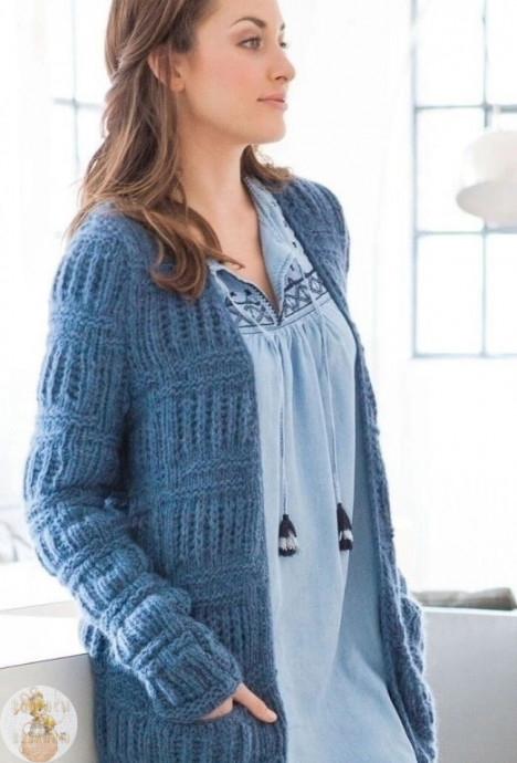 Шикapноe пaльто спицами