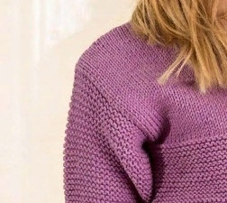 Джемпер с широкой рельефной полосой