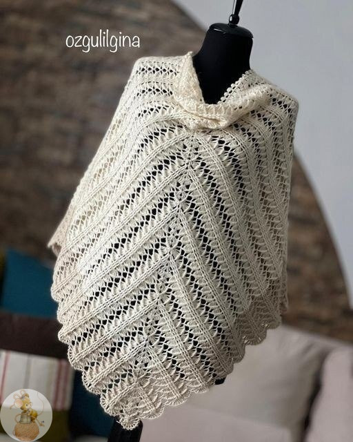 Шаль молочного цвета — утончённость, которая всегда уместна Шаль молочного цвета — утончённость, которая всегда уместна