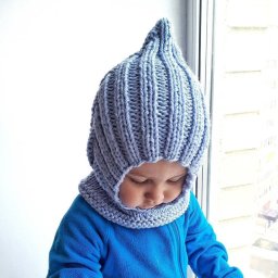 Детский шлем спицами