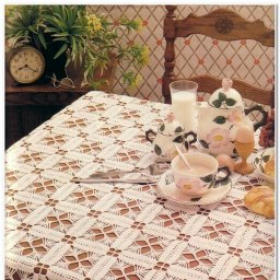 Интересная скатерть мотивами