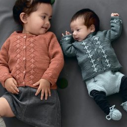 Любителям детских вязаных вещей понравится!