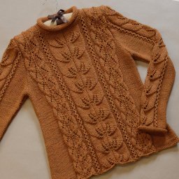 Ажурный пуловер, вяжем спицами