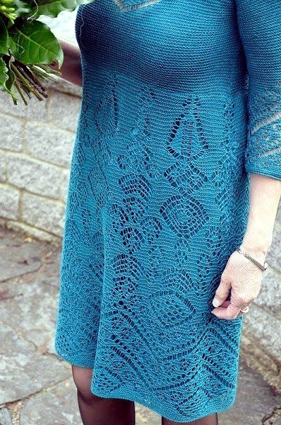 Платье "Фрея", вяжем спицами