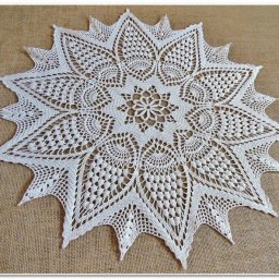 Звёздная салфеточка, связанная крючком