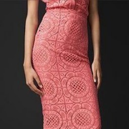 Подборка легких вязаных платьев со схемами