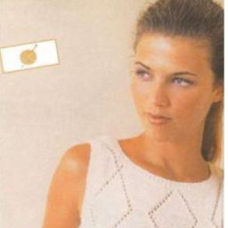 Нежный топ спицами