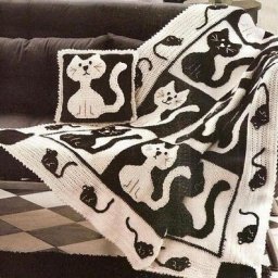 Милый плед для любителей пушистых питомцев