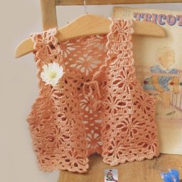 Укороченный жилет для ребенка