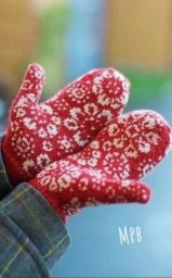 Варежки жаккардовым узором