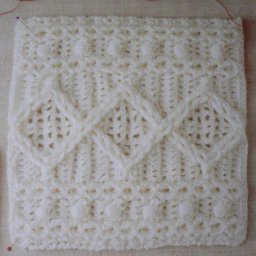 Эффектный  узор крючком