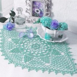 Нежная бирюзовая салфетка крючком