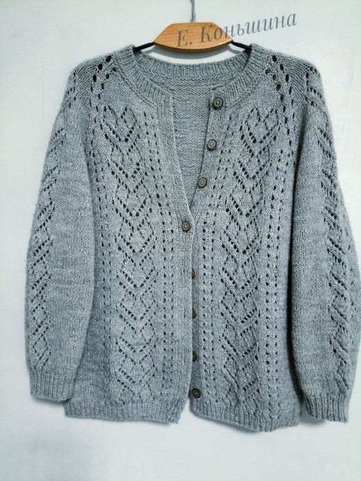 Французская кофта с пуговицами
