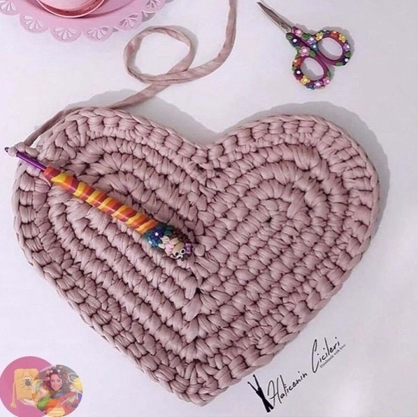 Подставка под горячее "Сердце"