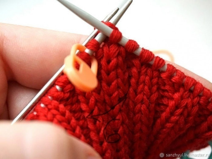 Шапка-резинка с небанальной макушкой. Мастер-класс Шапка-резинка с небанальной макушкой. Мастер-класс