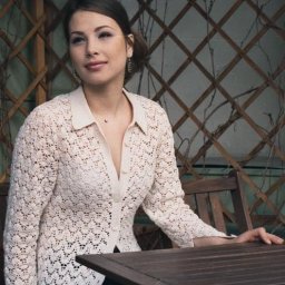 Белая ажурная кофточка