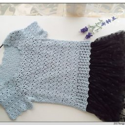 Нежный топ крючком