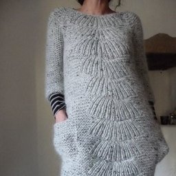 Уютное платье спицами