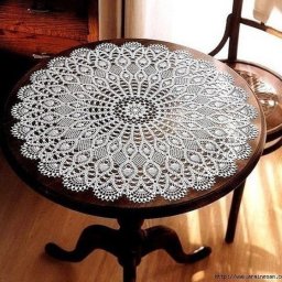 Круглая скатерть с мотивом "Ананас"