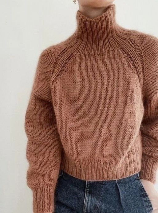 Простой свитер спицами