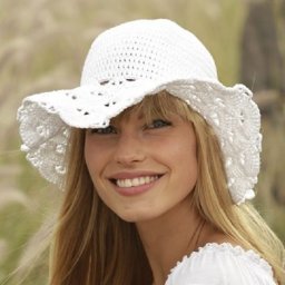 Ажурная шляпка для летних прогулок