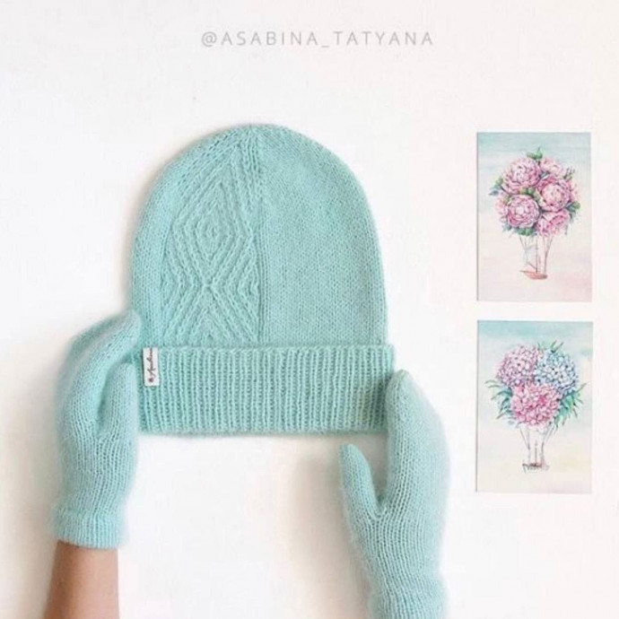 Шапка "Джамбия" – мягкость и нежность мятного оттенка