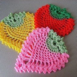Яркая прихватка, вязаная крючком