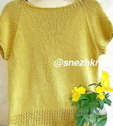 Оливковый топ футболка регланом сверху спицами
