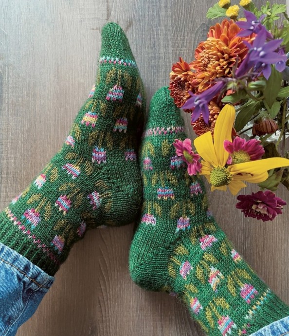 Носки с жаккардовыми цветочками